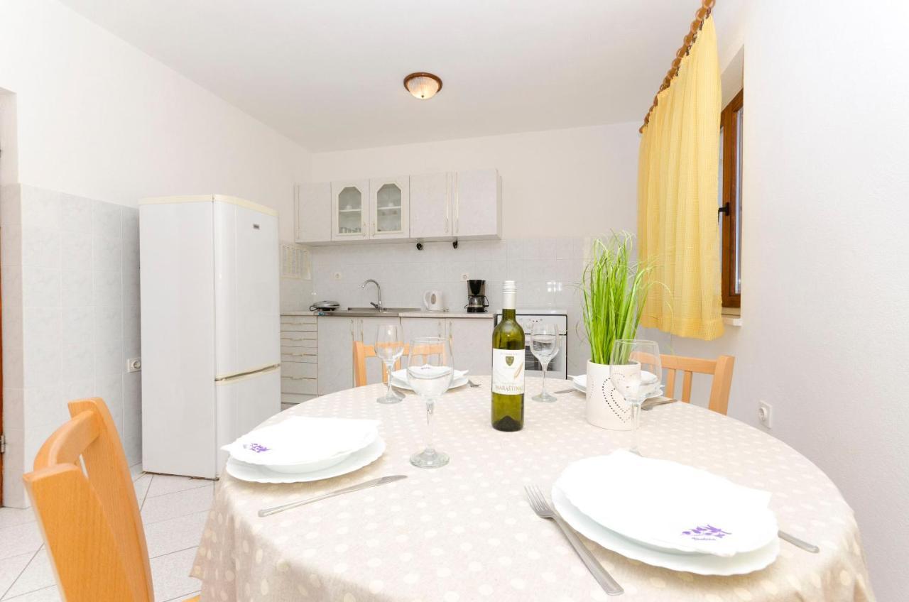 Apartments Silvana Супетар Экстерьер фото