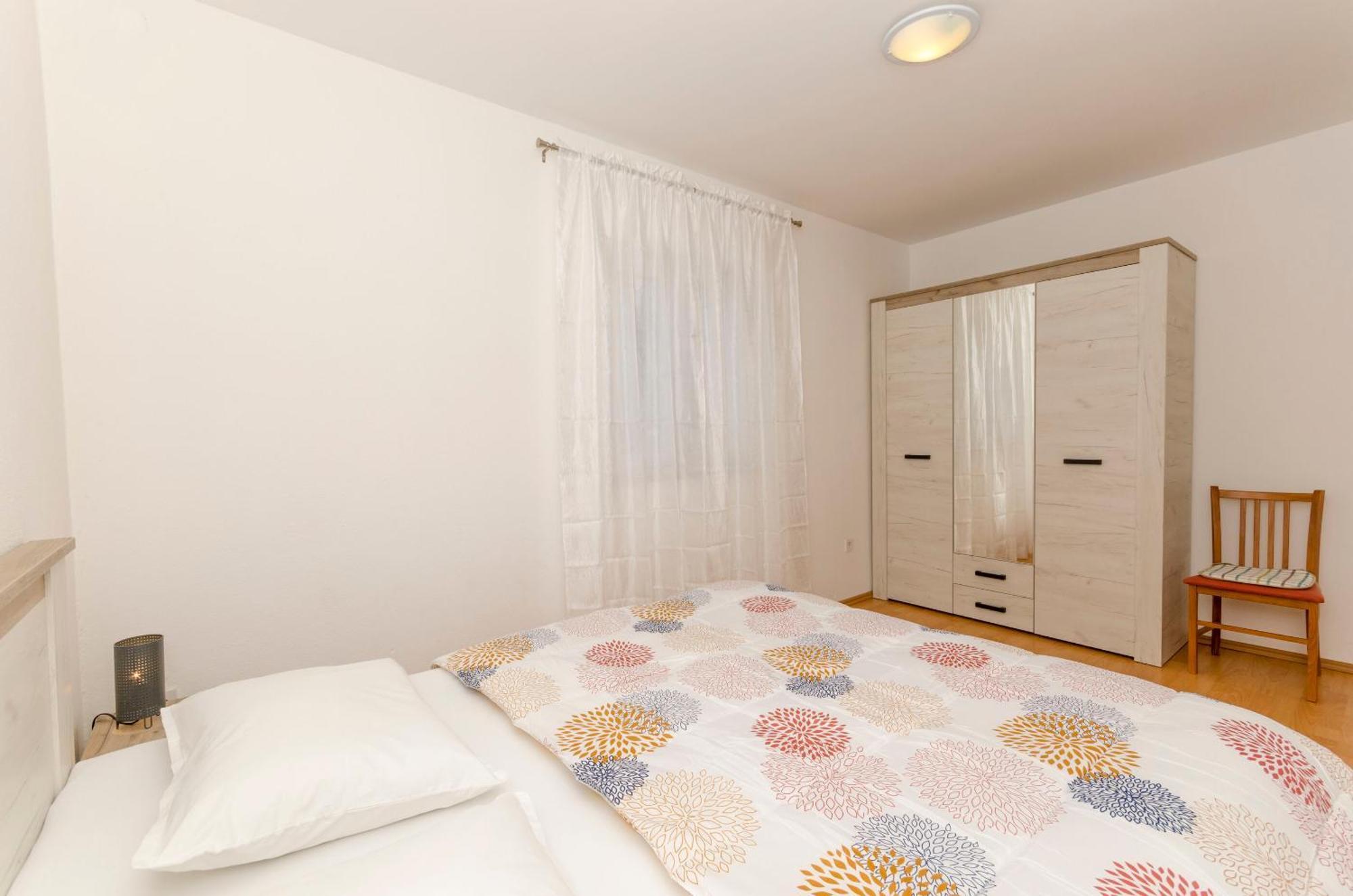 Apartments Silvana Супетар Экстерьер фото